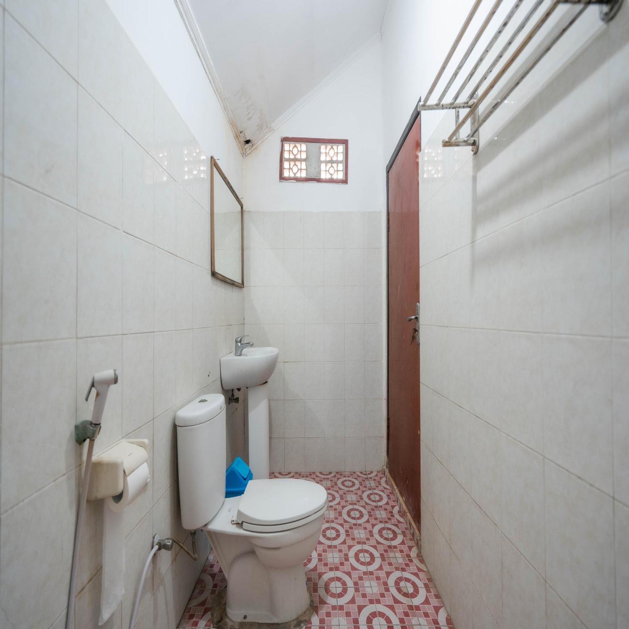 Reddoorz At Ocean 2 Gili Trawangan Hotel Exterior photo
