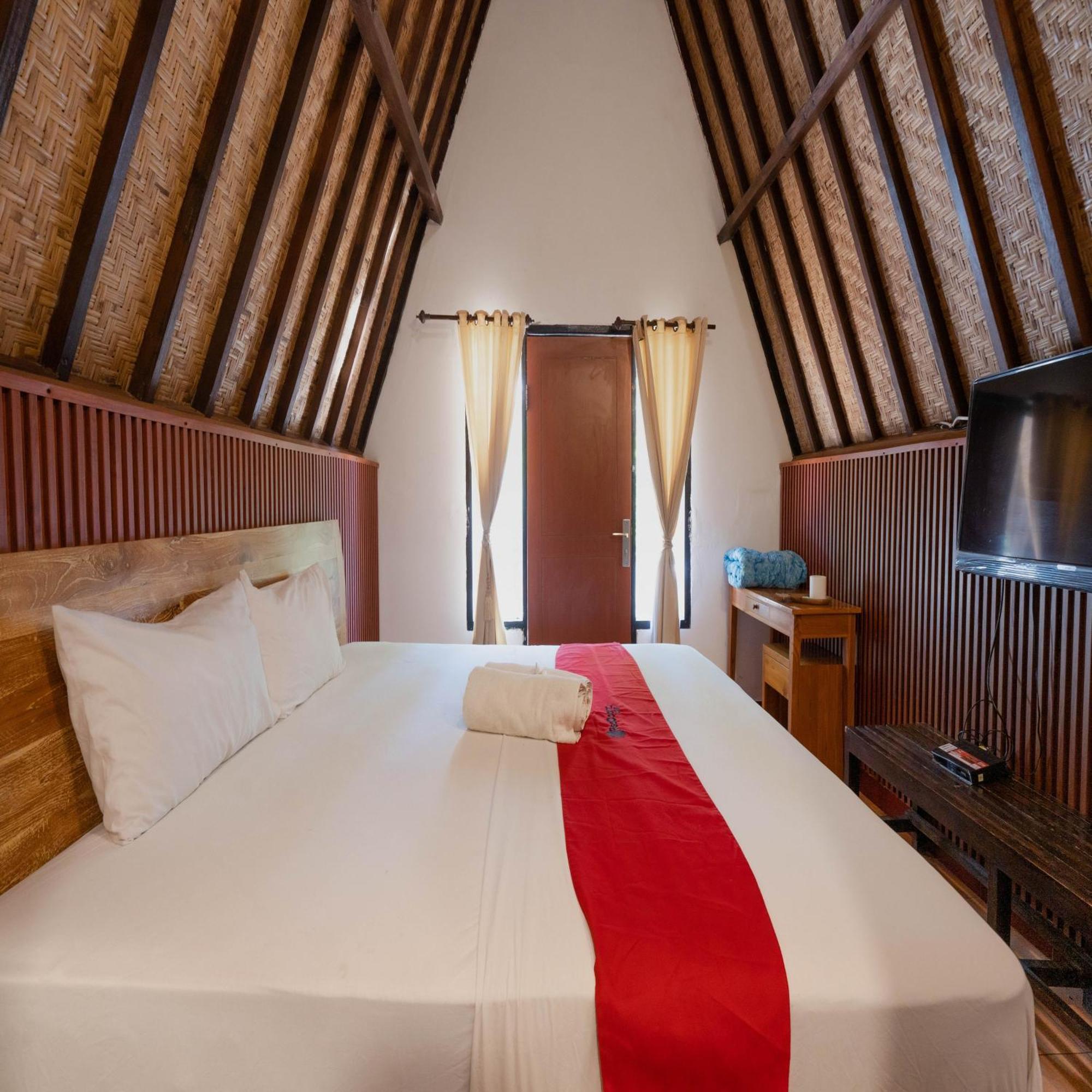 Reddoorz At Ocean 2 Gili Trawangan Hotel Exterior photo